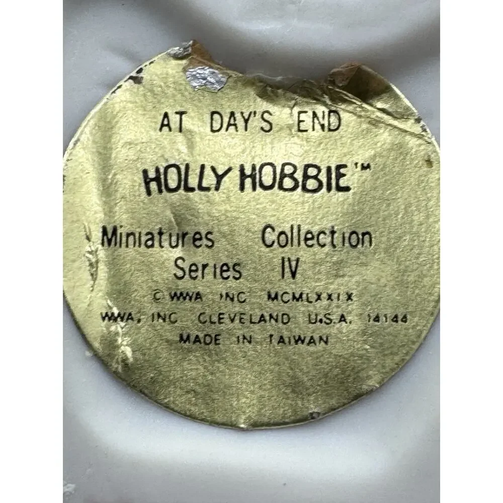 Vtg Holly Hobbie Praying Boy & Girl in Pajamas Mini 2.75” Ceramic Figurines